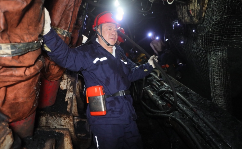 張秉德到富力礦宣講調(diào)研檢查工作